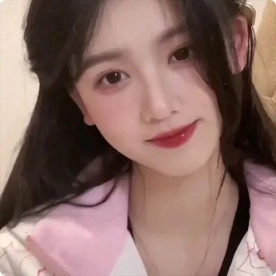 当我们初遇 海报